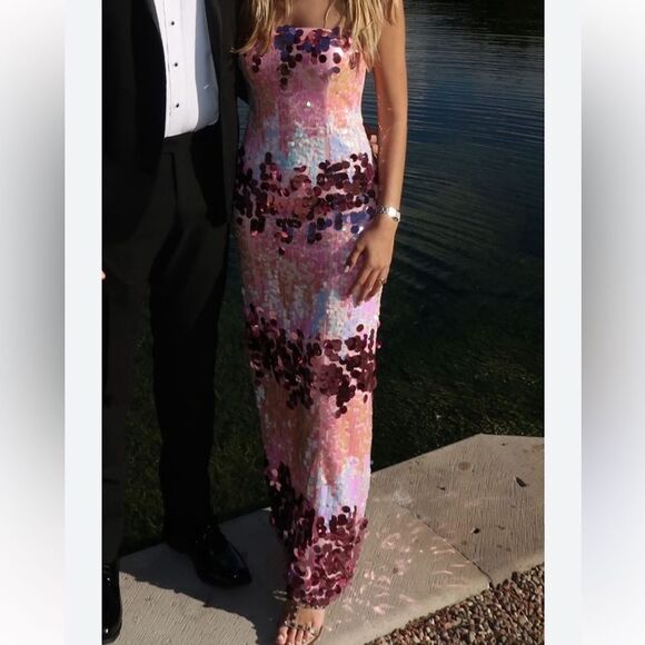 NEW Revolve Majorelle Yasmina Gown Iridescent Multi Sequins XL - Picture 3 of 9